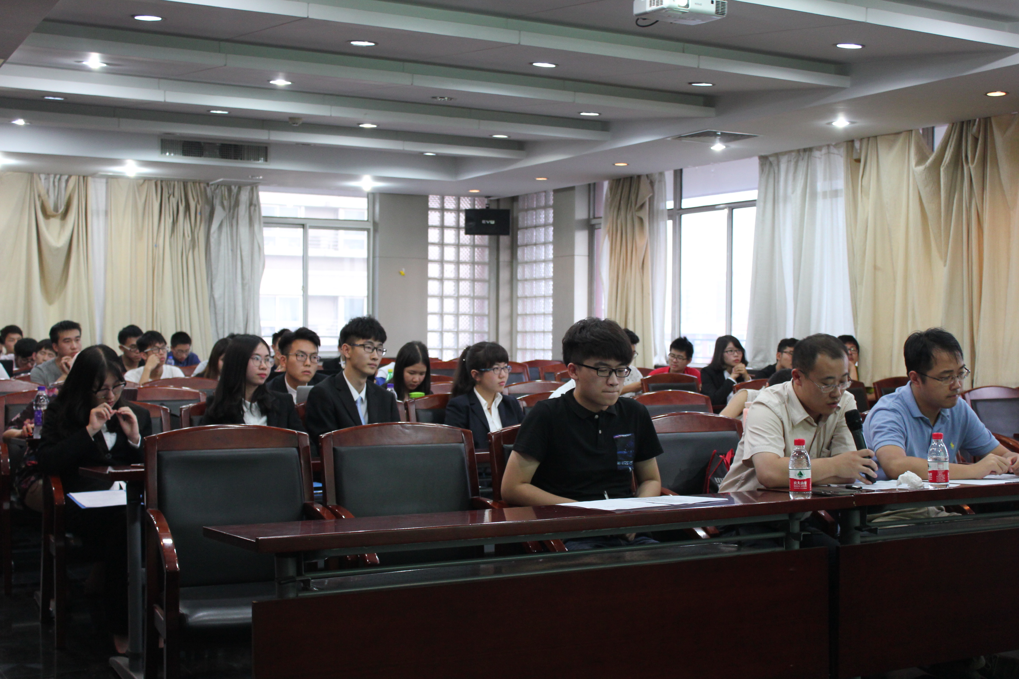 f9313c94c3dc4367bd3664dc75d5d696.jpg 【2017070101】.jpg